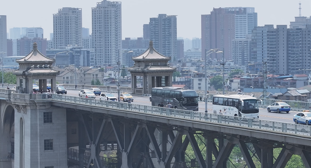 文旅强势复苏 苏州金龙新V系客车助力湖北“文旅升级”