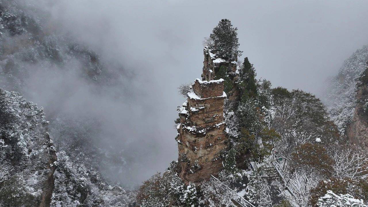 永济五老峰，今冬首场雪