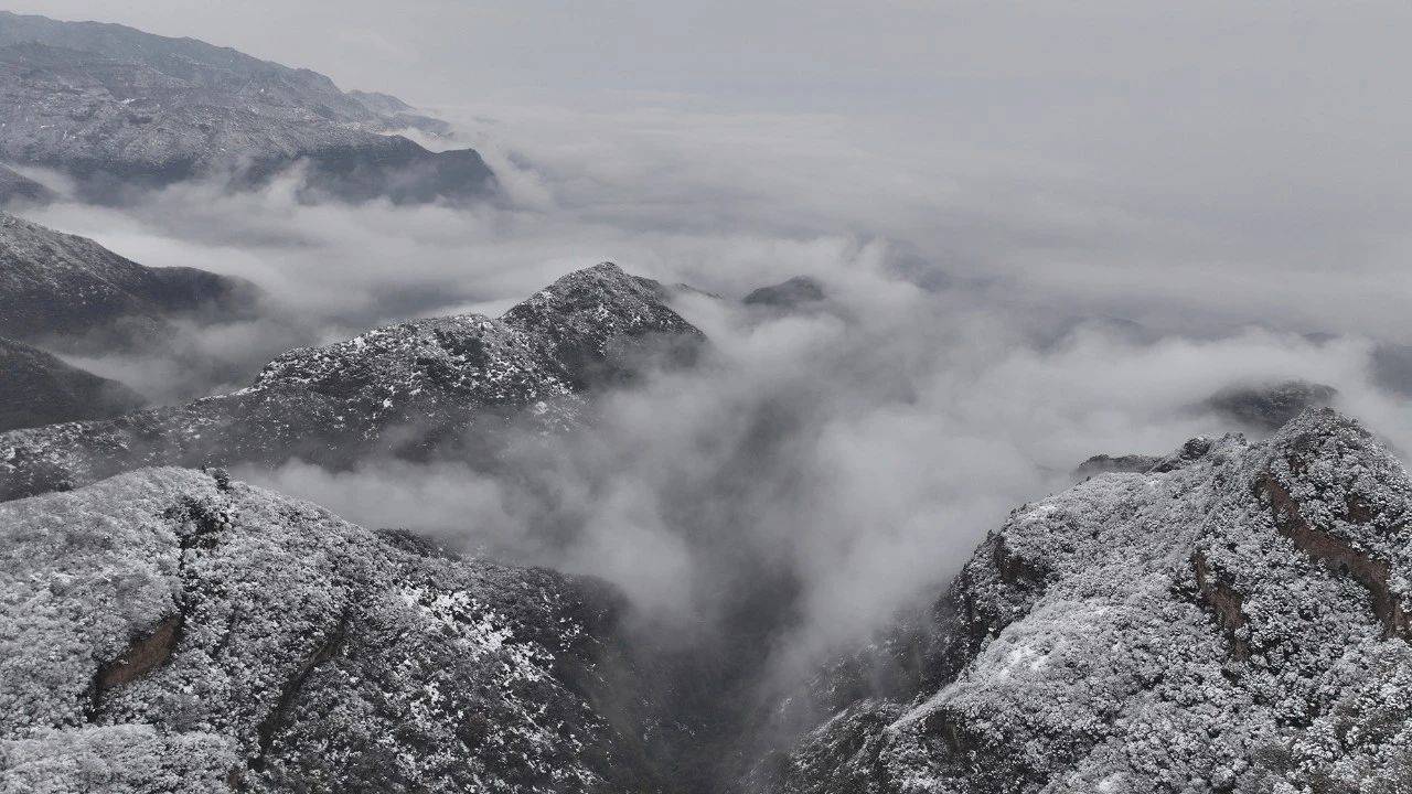 永济五老峰，今冬首场雪