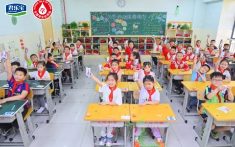 君乐宝携手校园推动科学饮奶，为青少年全面发展注入营养动能
