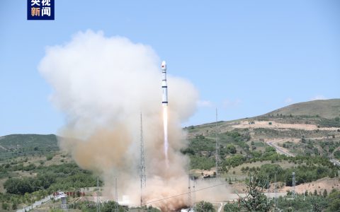 我国成功发射试验二十五号卫星