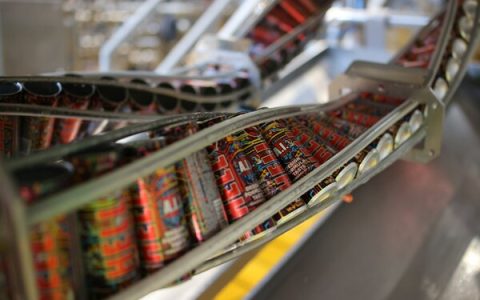 人工智能 开发并品尝了属于自己的能量饮料：你是否也会品尝？