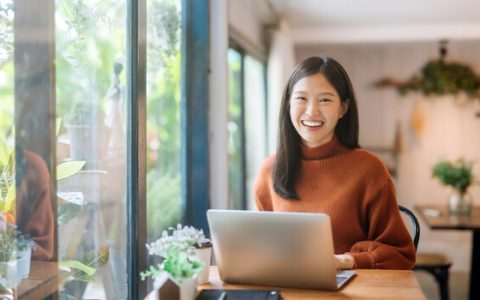 牛津国际在线教育平台，助力学子追逐出国求学梦