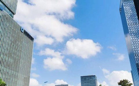 冲上热搜！台风“卡努”即将海上转向…