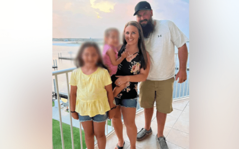 美国女子因喝水过多身亡：20分钟内喝下4瓶水 引发水中毒