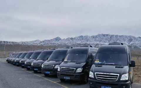 乘坐体验与运营价值双赢 苏州金龙7座睿星新疆旅游受欢迎