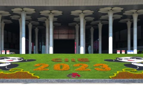 服务盛会，保障有我！苏州金龙连续六年护航进博会