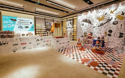 Vans 北京三里屯全新店铺盛大开业 携手 THE MONSTERS 带来“怪力全开”体验