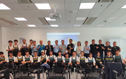 “我们是有真本领的” ——湘潭市工贸中专教师罗哲与舍弗勒的故事