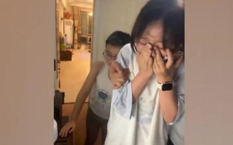 女生查到高考669分激动掩面哭泣：成绩单曝光 英语考了143分