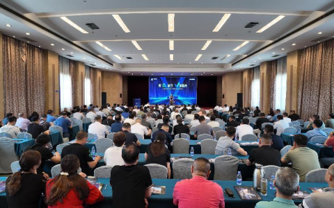 畅游金陵 V你而来！苏州金龙新V系客车赋能江苏文旅提质增效