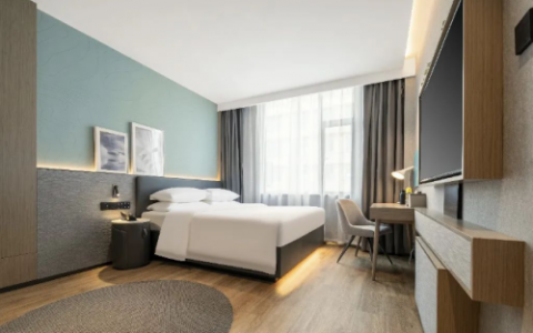 丽怡酒店IP“怡朵”带来贴心细致、周到的专业服务