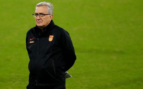 中国男足今日上午低调出征东京 足协高层无人督军