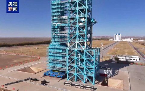 练就跟踪火箭“绝活” 测控系统每名操作手都要达毫米级精度