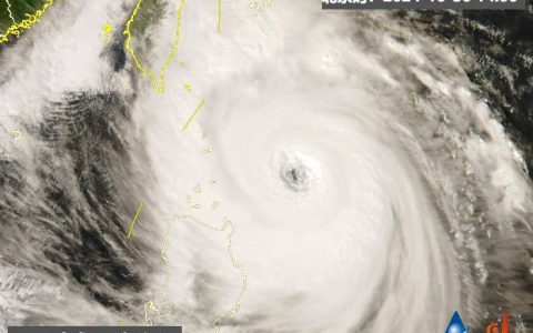 大暴雨，特大暴雨！超强台风“康妮”将登陆，最大风力17级～