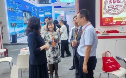 人保寿险深圳市分公司亮相第十八届深圳金博会