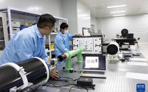 我国科研人员首次实现像素“分割”成像