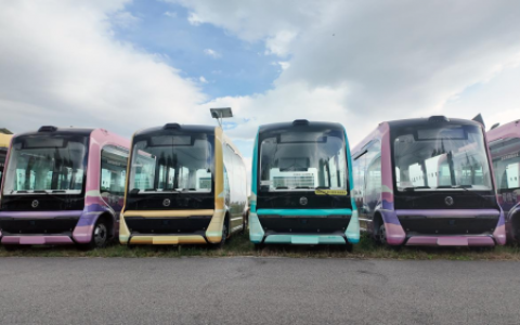 洱海畔的科技绿洲：金旅自动驾驶巴士持续引领未来出行新风尚