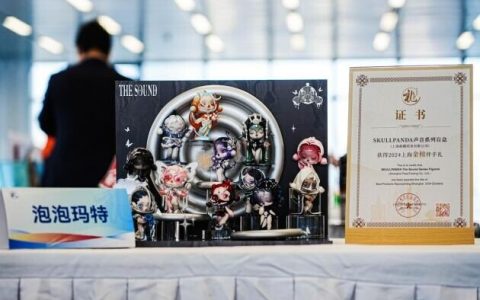泡泡玛特SKULLPANDA声音系列潮玩荣登2024上海金榜伴手礼