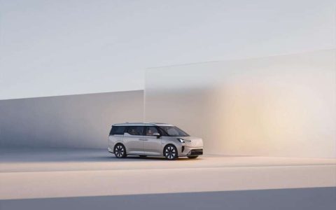 于柯鑫：沃尔沃EM90不是一辆车，而是生活品质的全新注解