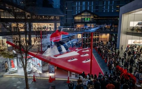 第八家品牌中心落地成都太古里，阿迪达斯大中华区董事总经理萧家乐解码本土化之战