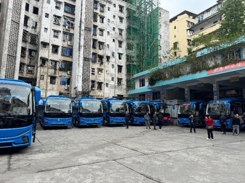助推县域客运转型升级！合江荣程运业上线苏州金龙新V系纯电客车