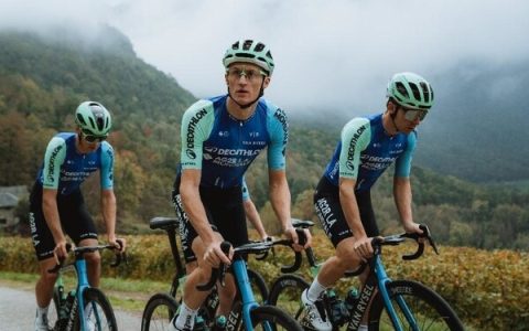迪卡侬VAN RYSEL携手AG2R La Mondiale车队共绘2025赛季新篇章