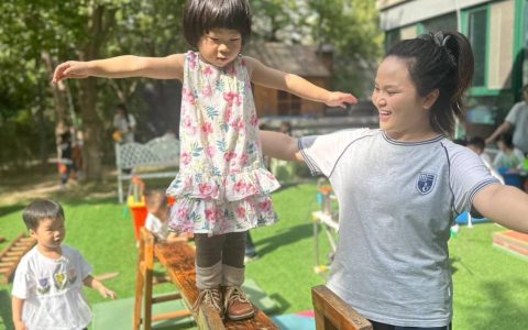 山东支持幼儿园开设托班 为2至3岁幼儿提供优质托育服务