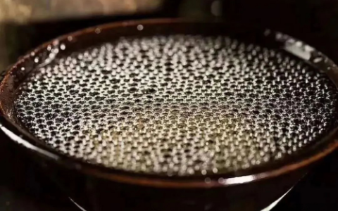 “缺斤短两”？赖氏父子告诉您所有500ml装白酒都不足1斤