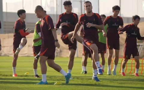 输球很遗憾 众国脚：但大家不会失去信心