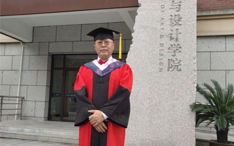 晨晓：学院院长、教授、教育家 ——奋斗的人生