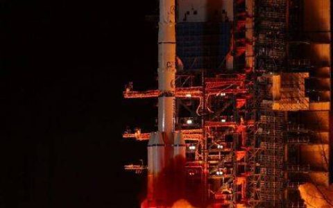 转发祝贺！中国成功发射通信技术试验卫星十五号