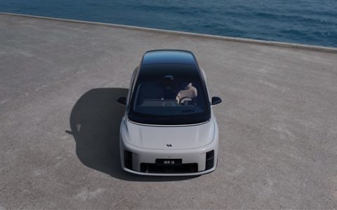 覆盖全国214个城市！理想汽车超充站已达1900座 累计建成超过1万根充电桩