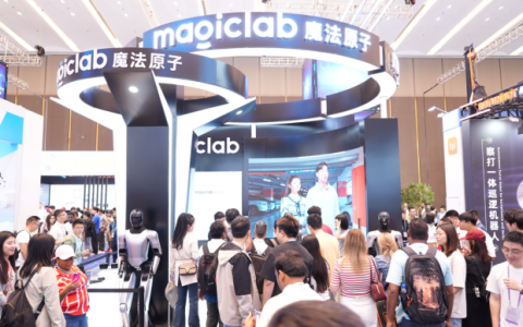 魔法原子广交会引全球客商抢购 强势领跑机器人出海潮