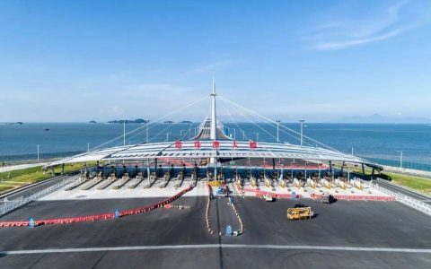 港珠澳大桥又创新纪录