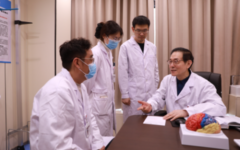 从班级中游到前列！南京妇儿康儿童医院郭小州主任为无锡高中生解锁专注学习密码