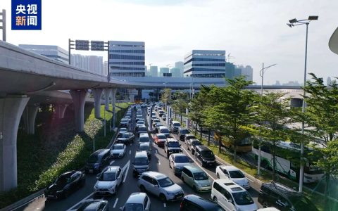 首次突破2.7万辆次 港珠澳大桥单日车流量创新高