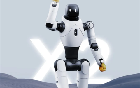 智元灵犀X2人形机器人下半年将实现量产 2026年底可达数千台