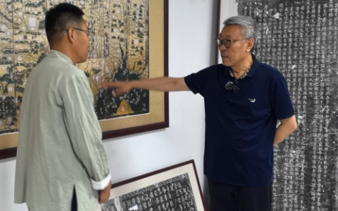 中国长城学会副会长董耀会参观考察长城金石文化艺术馆，共探长城文化传承新路径