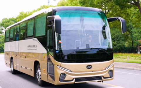 响应旅运新需求！苏州金龙持续深耕打造客车全球竞争力