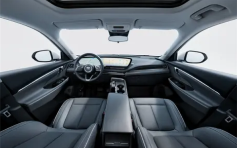 不输新势力！全新别克E5内饰官宣：标配30英寸曲面大屏