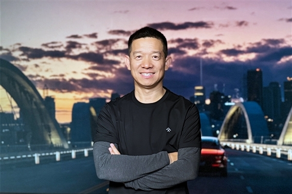 甘薇自曝已8年未见贾跃亭 称孩子抚养费需还完债务才能给插图