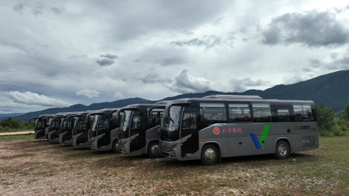重塑丽江旅运生态！苏州金龙携手红杉旅汽打造品质出行新标杆插图