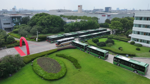 逐“绿”向“新”！33台苏州金龙纯电巴士助力弥勒绿色出行升级插图4