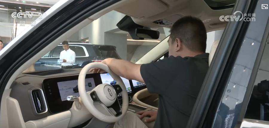 电动智能与新消费“双向奔赴” 汽车自主品牌开启“换道超车”加速度插图