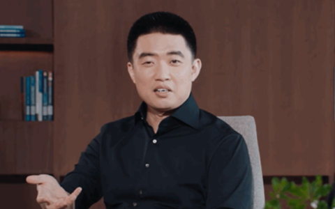 李想再上《对话》节目首次回应发飙 承认自己脾气大