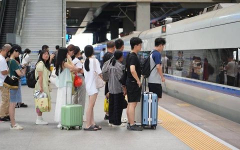 【交通】学生可提前20天预约车票，铁路部门优化学生预约购票服务