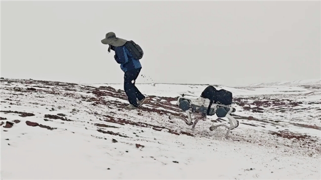 “生命禁区”首现机器狗！云深处绝影X30攻克可可西里极端环境插图2