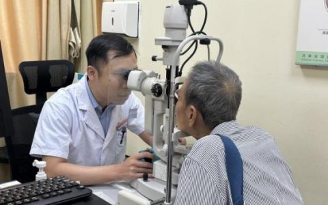 34年眼疾折磨终得解，东莞爱尔眼科谭泳昌助81岁葡萄膜炎合并白内障患者重见清晰视界