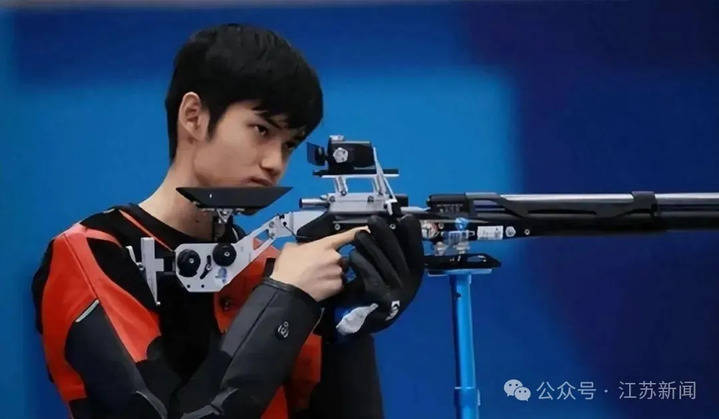 干饭哥言出必诺！盛李豪打出255环再破世界纪录插图